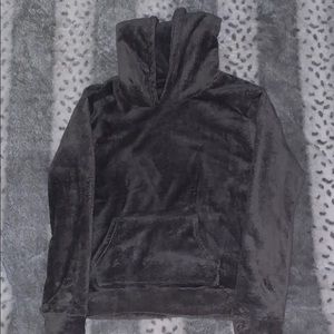 Plush grey women’s hoodie